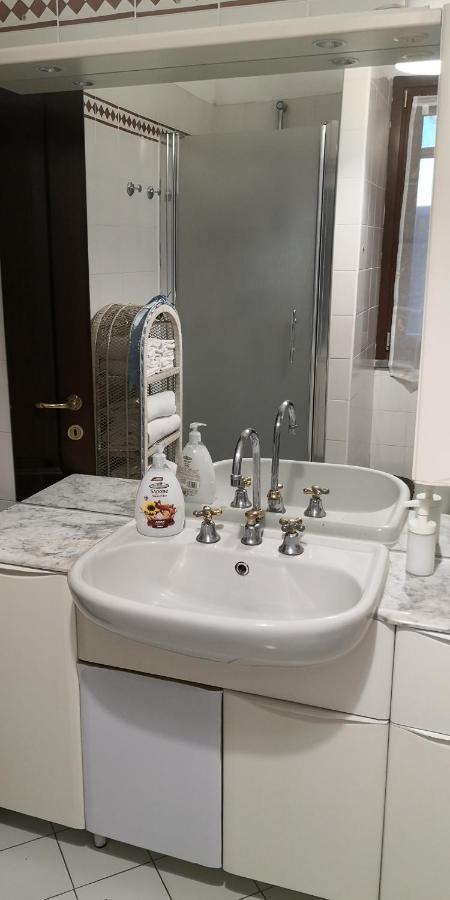 Отель La Casa Di Filippo Пиза Экстерьер фото
